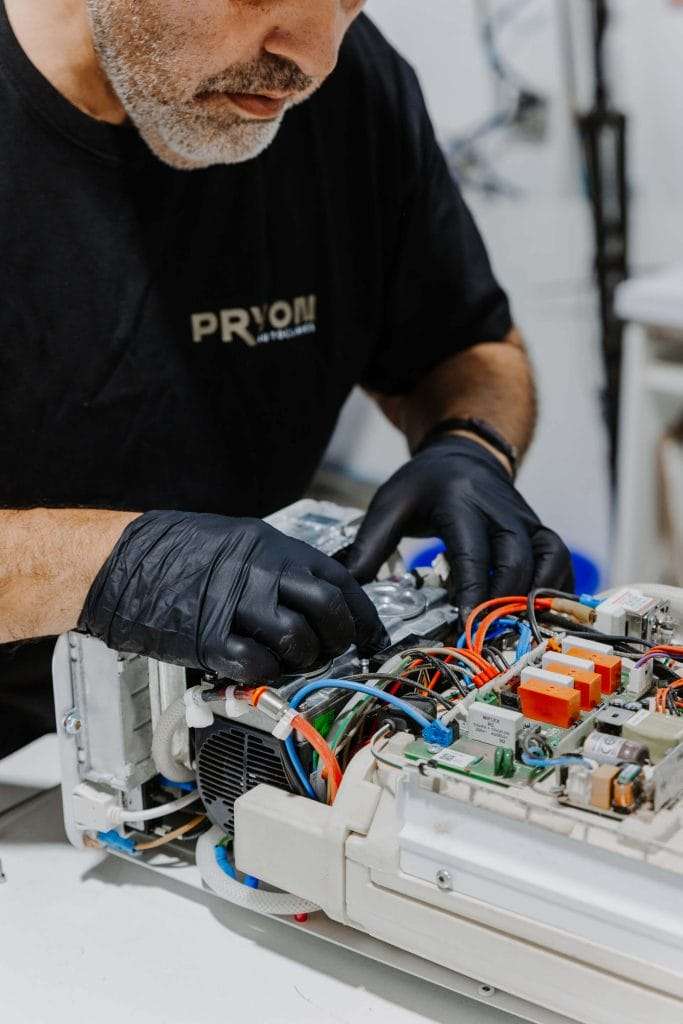Reparación de autoclaves Enbio con repuestos originales