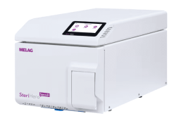 Vista frontal del autoclave Melag SteriHero Speed 5L clase B compacto